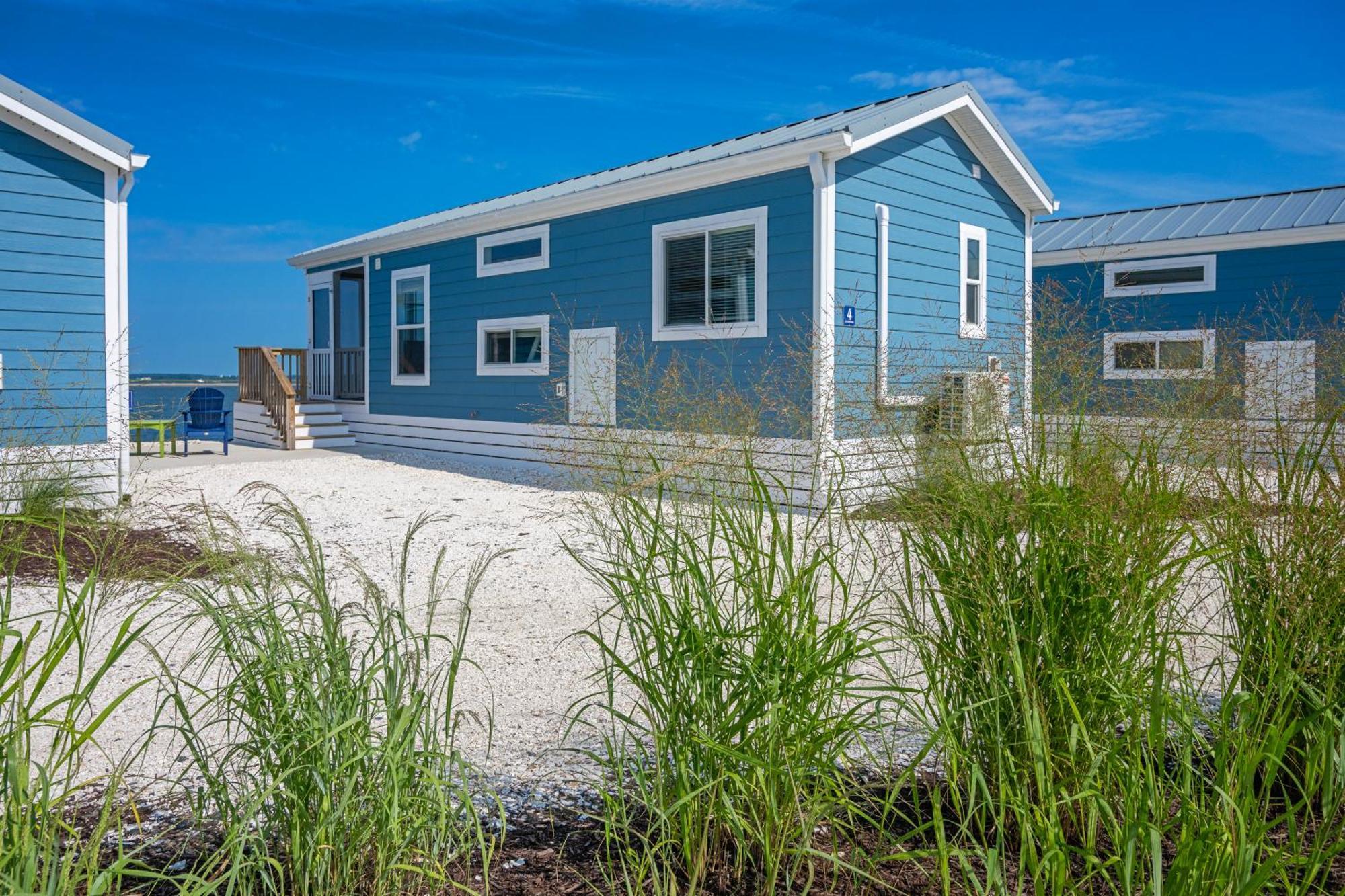 Blufin Bungalows & Marina 친커티그 외부 사진